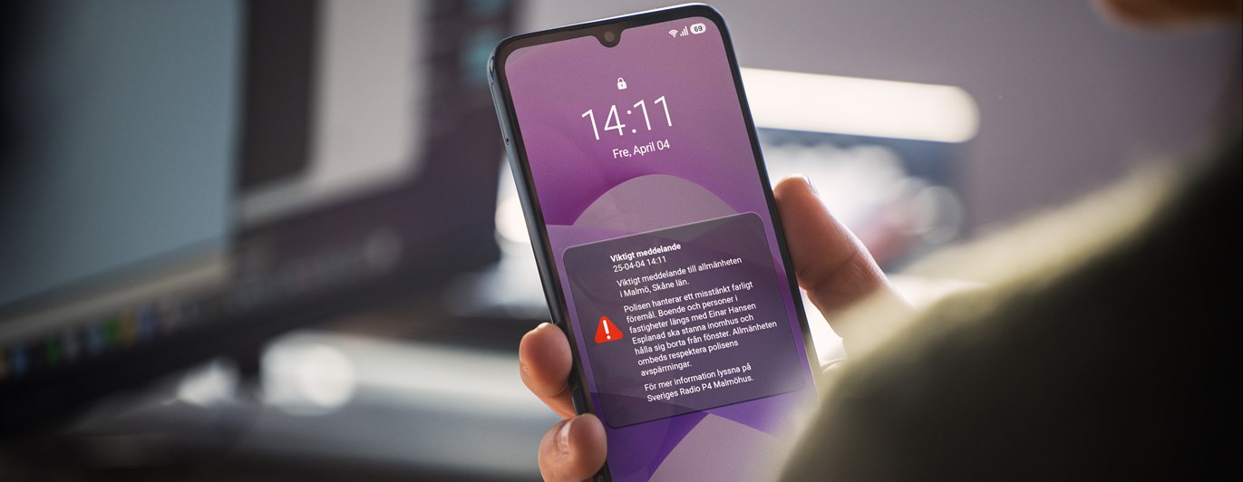 Närbild på en mobilskärm som visar ett SE-Alert.