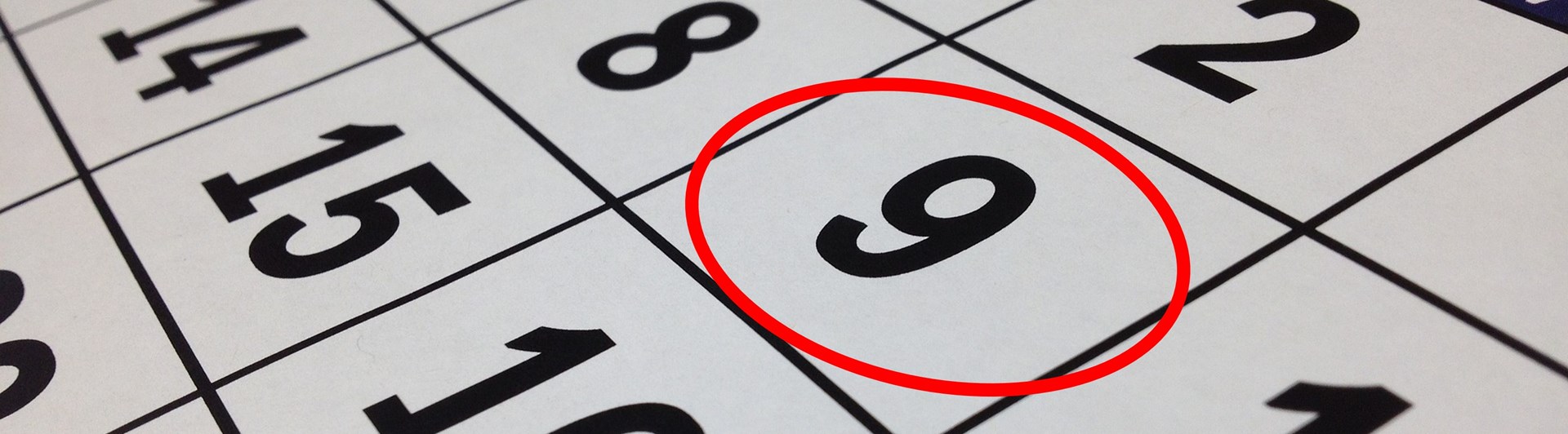 Bild som visar datumet "9" inringat i kalender.