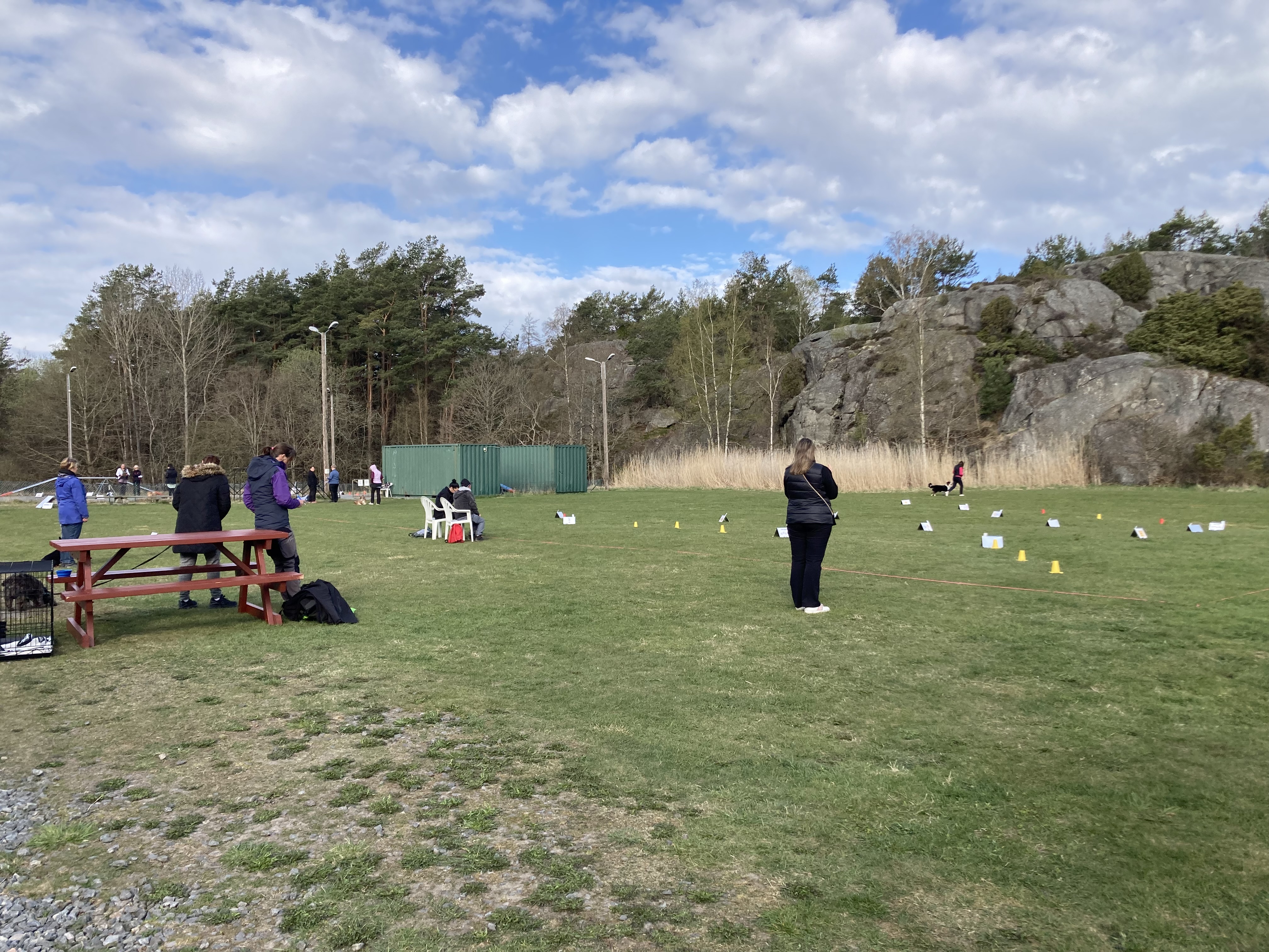 Bild på en rallylydnadsbana med tävlande
