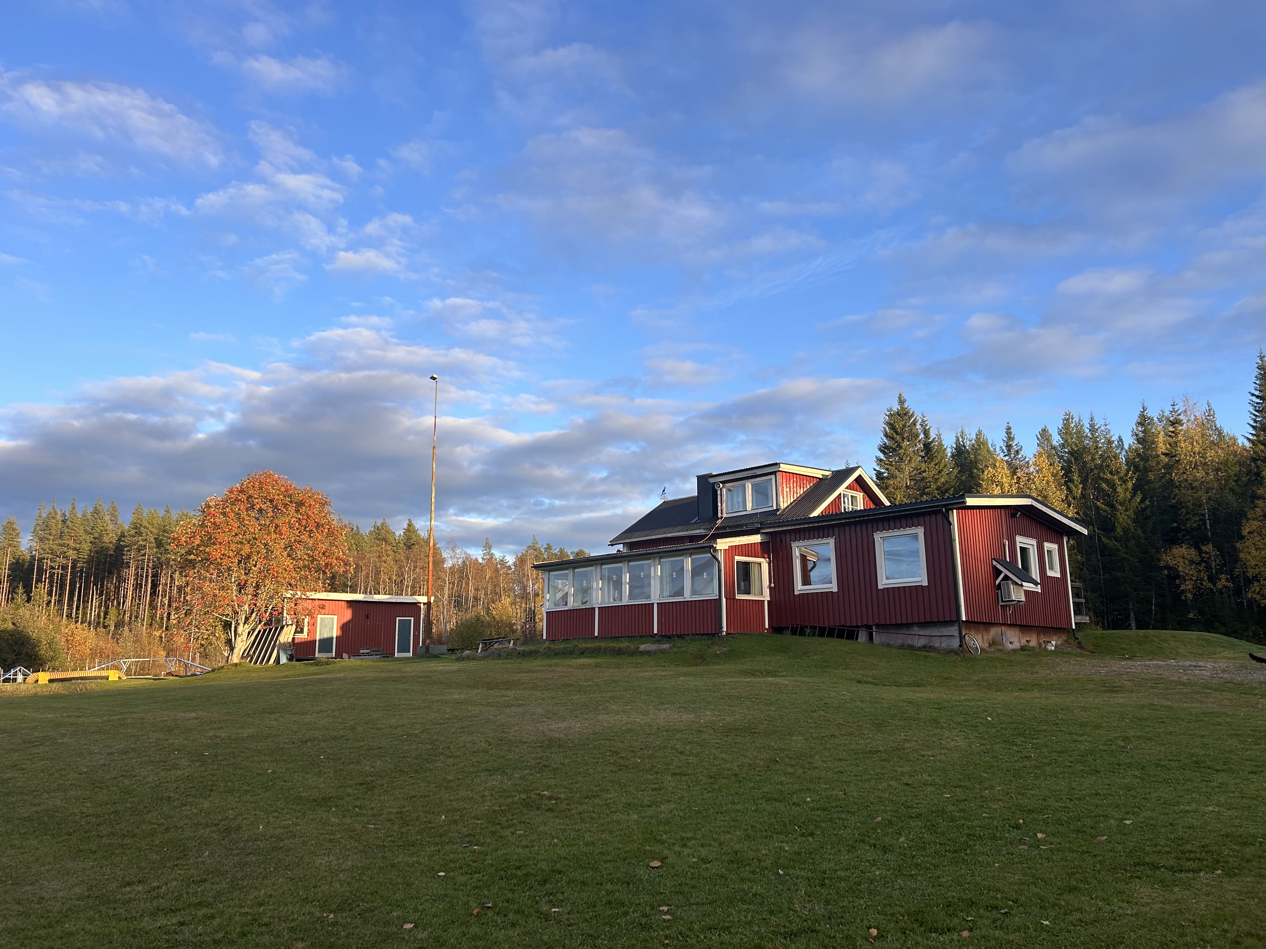 Örnsköldsviks Brukshundklubbs klubbstuga Hundtorpet